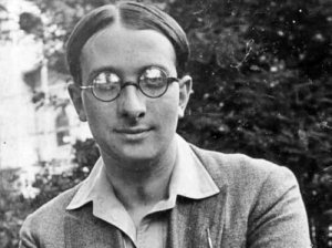 young.eliade.spectacles.reflection.1.detail