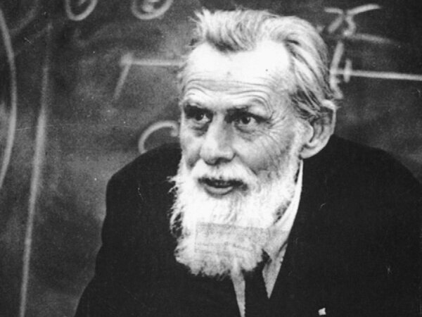 IV.2.iv Conseil des Neuf – Round Table Foundation